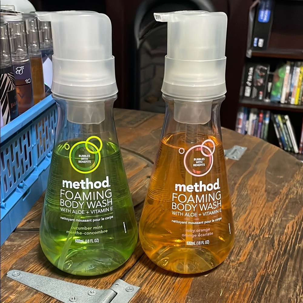 Foaming Body Wash Duo - Green and Orange